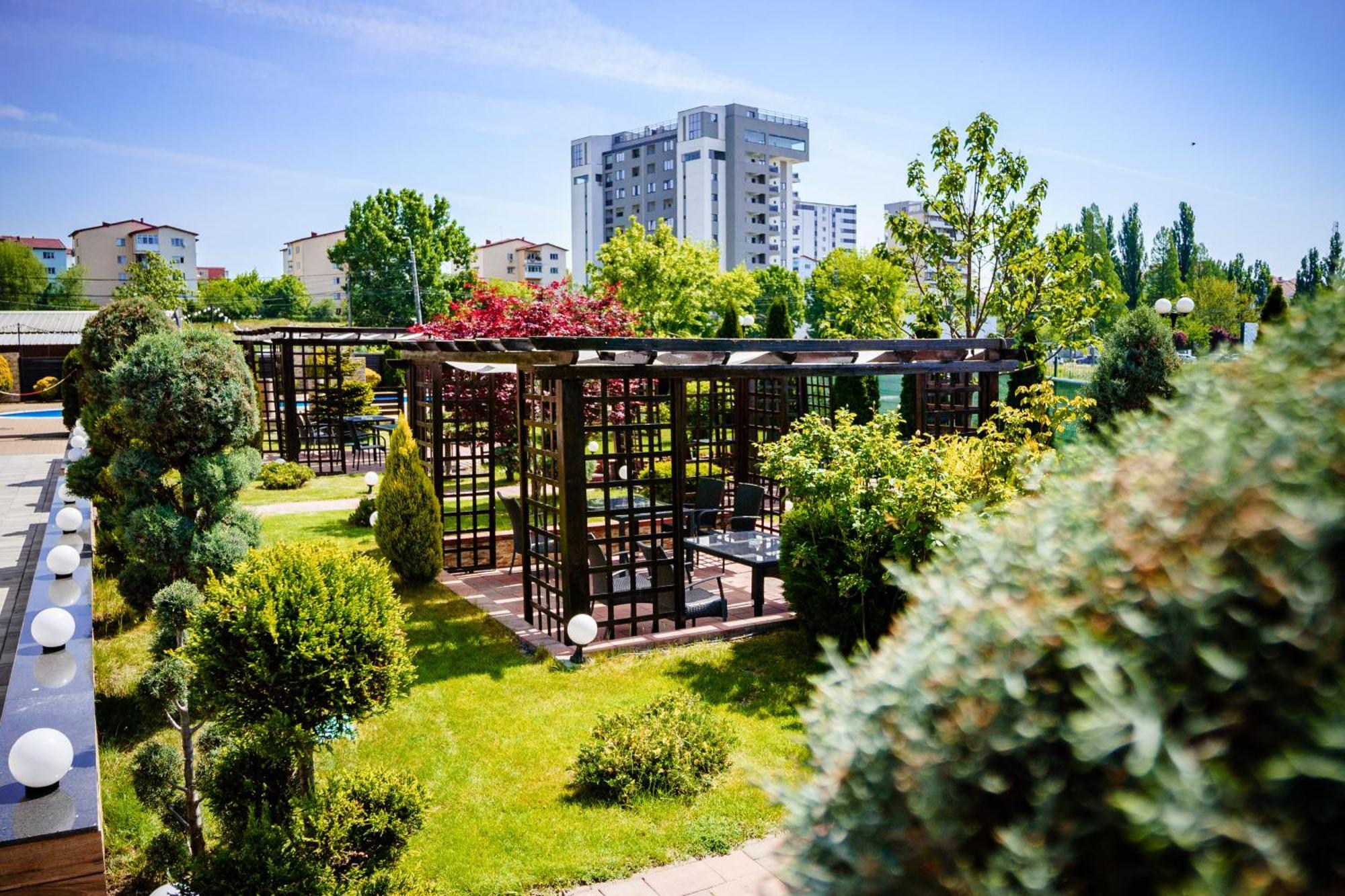 Bacolux Craiovita, Craiova Exterior foto